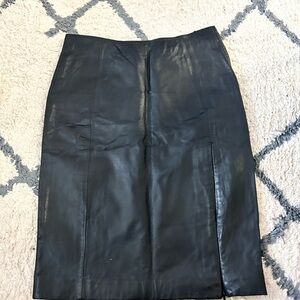Steve Madden Classic Black leather skirt